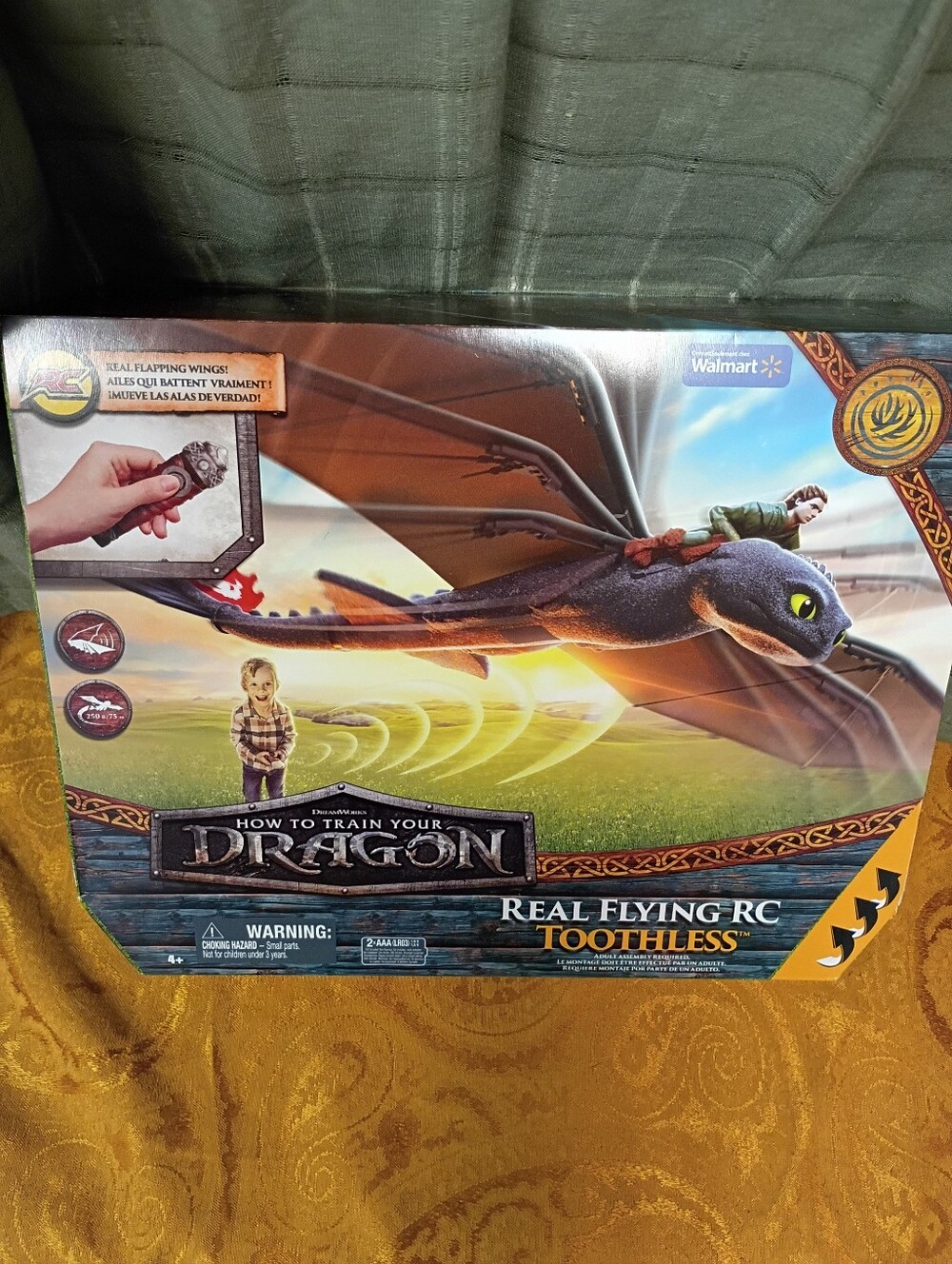 NEW DreamWorks How To Train Your Dragon Remote Control Flying Toothless
